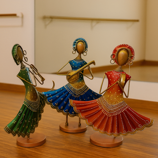 Colorful Metal Statues – Handcrafted & Vibrant Home Decor Pieces