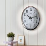 Modern Silver Clock – Elegant Wall Timepiece for Modern Homes