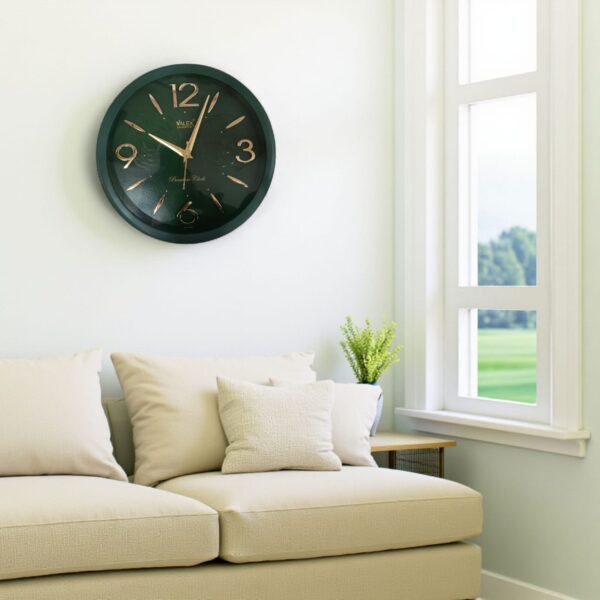 Emerald Hour – Luxurious Wall Clock for Home & Office