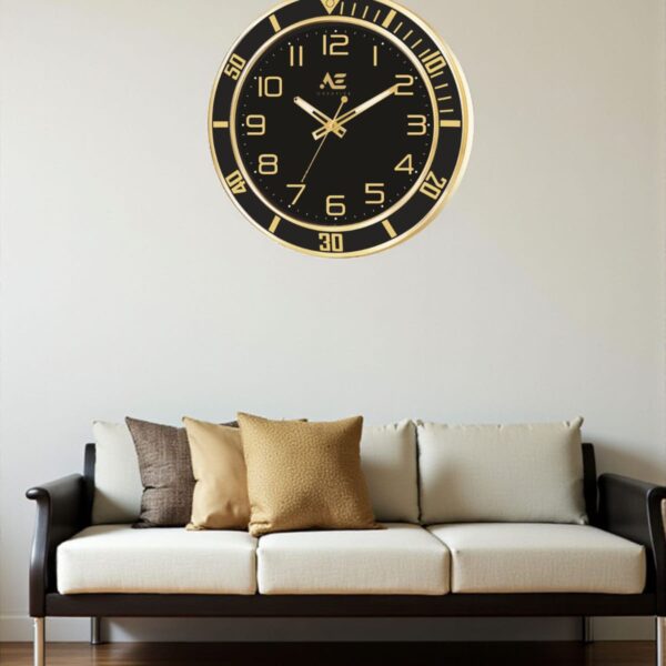 Modern Diver Time – Watch-Inspired Wall Clock with Bold Design