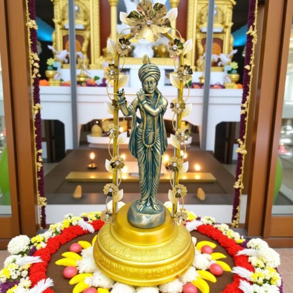 Murlidher Statue – Elegant Home Interior Design in India