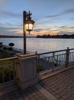 Classic Vintage Outdoor Lantern Pole Light